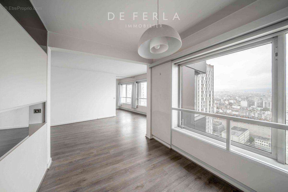 Appartement à PARIS-15E