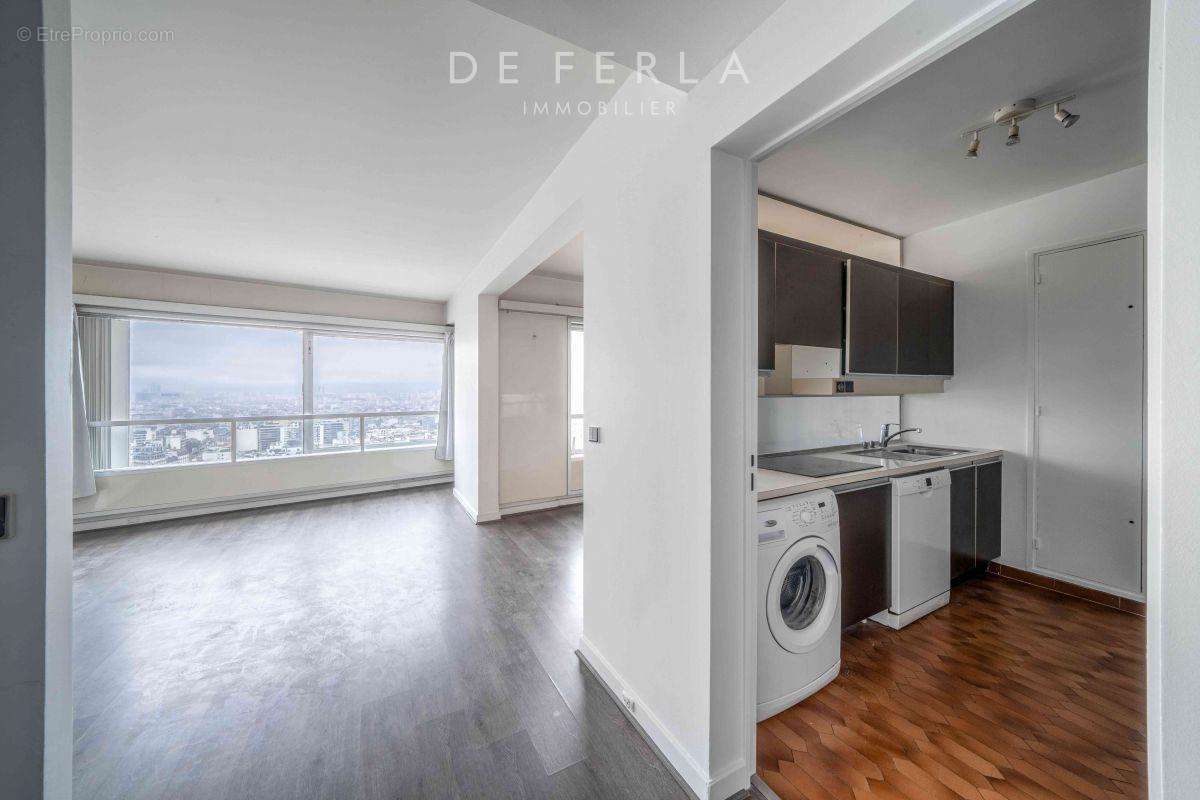 Appartement à PARIS-15E