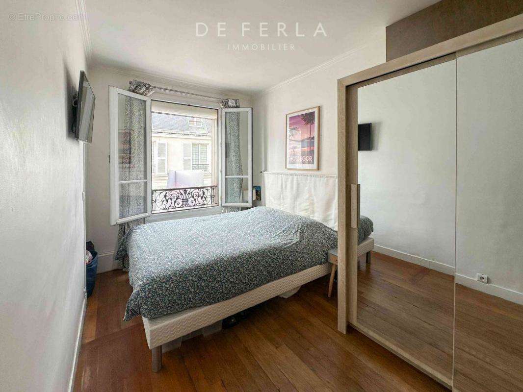 Appartement à PARIS-7E