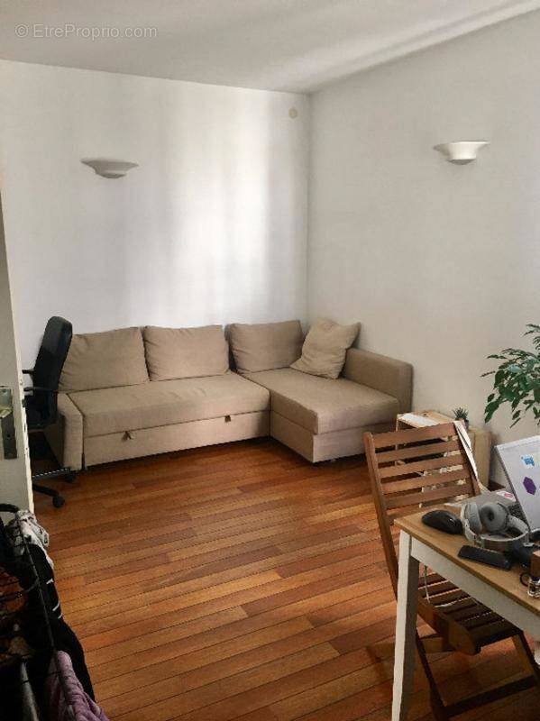 Appartement à PARIS-20E