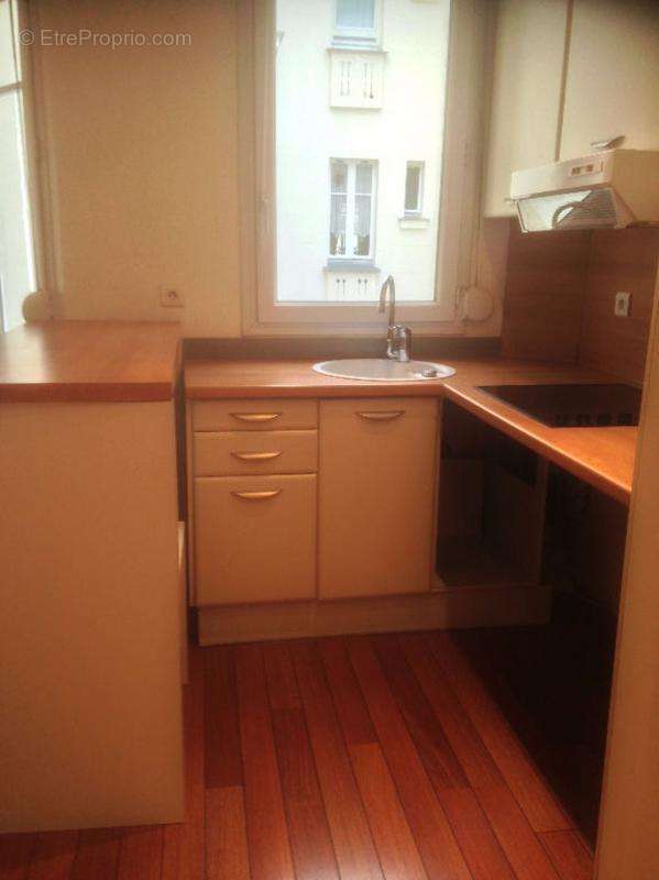 Appartement à PARIS-20E