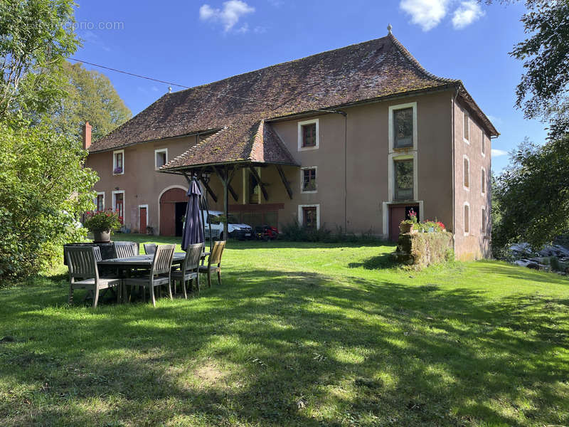 Maison à SEMUR-EN-AUXOIS