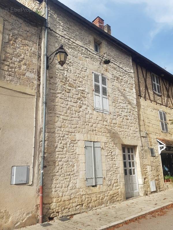 Appartement à MONTIGNAC