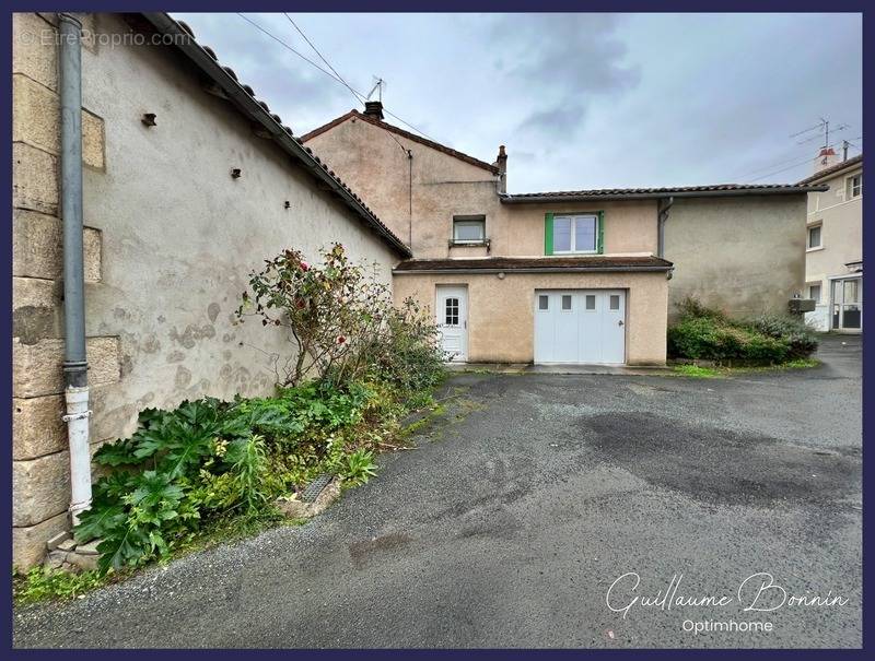 Maison à CHAUVIGNY