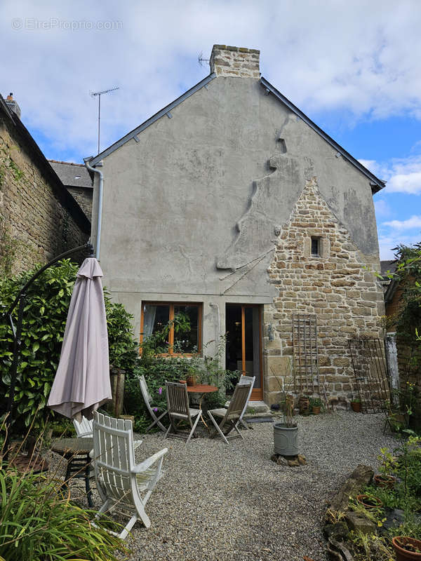 Maison à GUEMENE-SUR-SCORFF