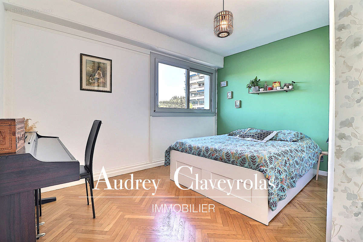 Appartement à MARSEILLE-9E