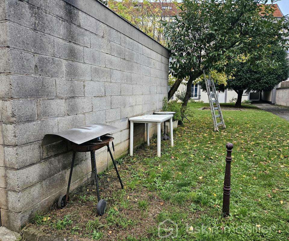 Appartement à SAINT-MAUR-DES-FOSSES