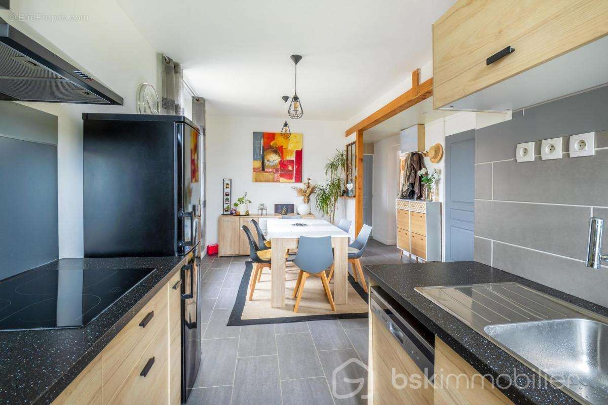 Appartement à AIX-LES-BAINS