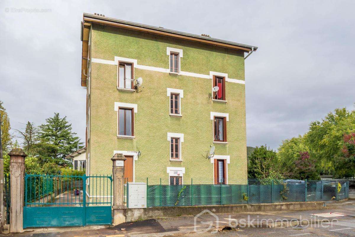 Appartement à AIX-LES-BAINS