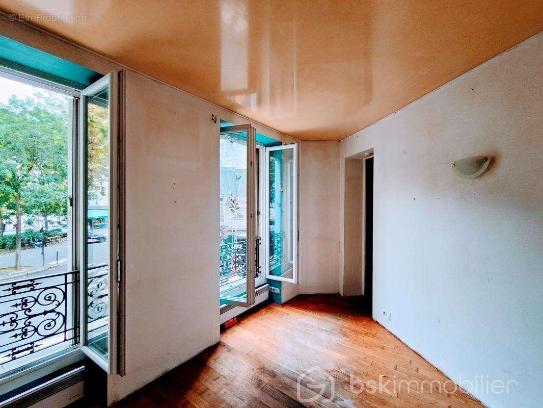 Appartement à PARIS-11E