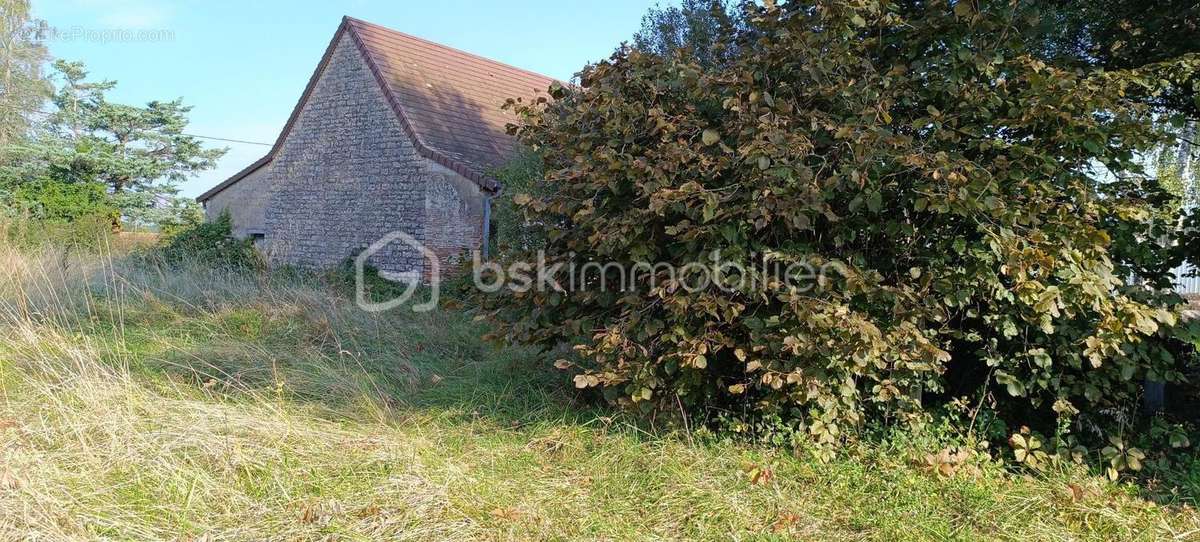 Maison à RANCY