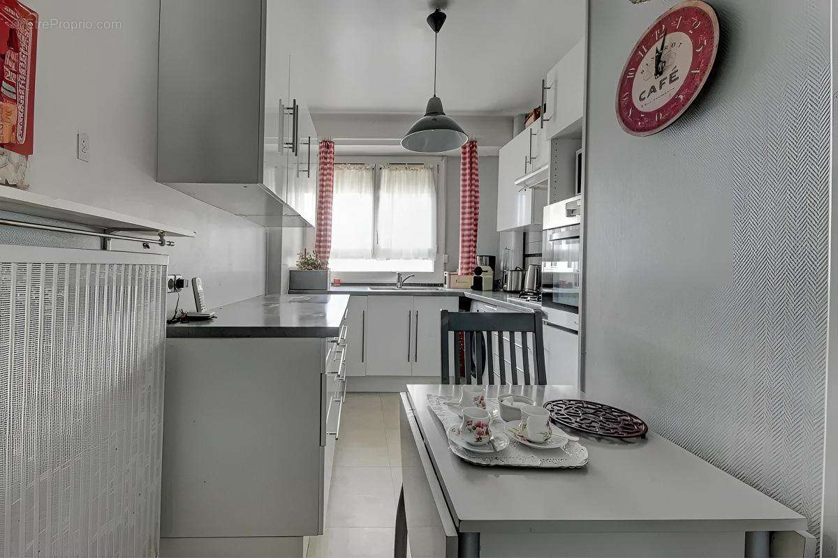 Appartement à PUTEAUX