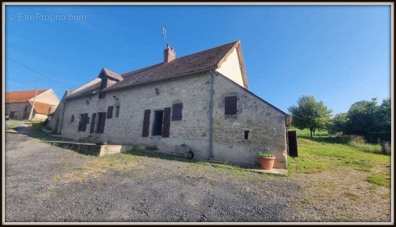 Maison à LAPALISSE