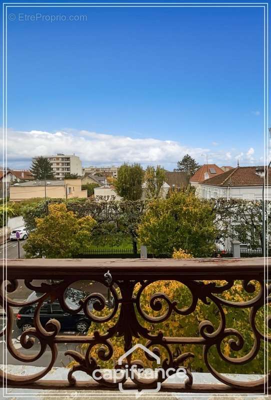 Appartement à SAINT-MAUR-DES-FOSSES