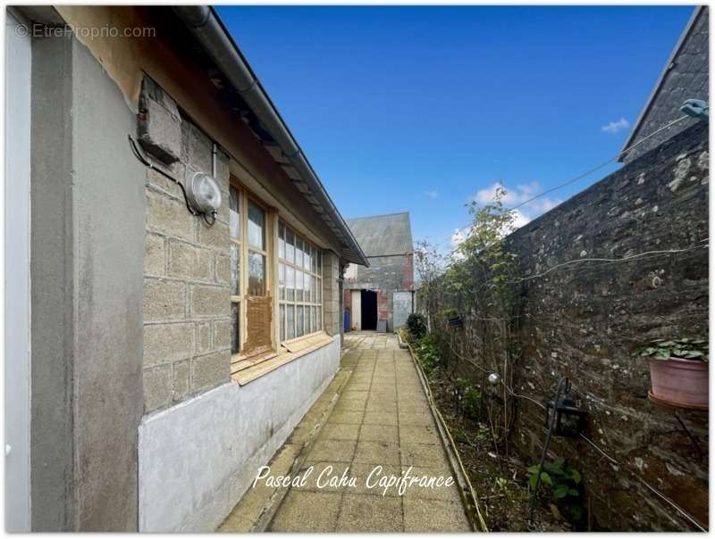 Maison à COULOUVRAY-BOISBENATRE