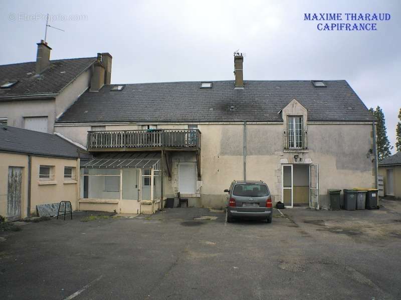 Appartement à SAINT-JEAN-DE-LA-RUELLE