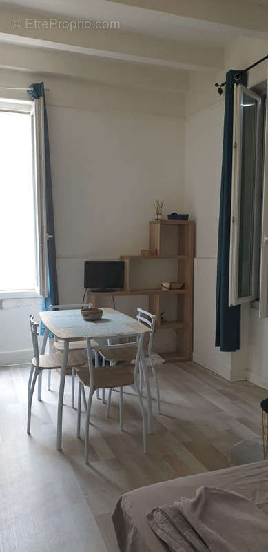 Appartement à BOURG-SAINT-ANDEOL