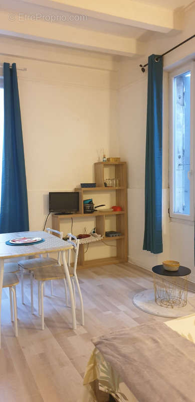 Appartement à BOURG-SAINT-ANDEOL