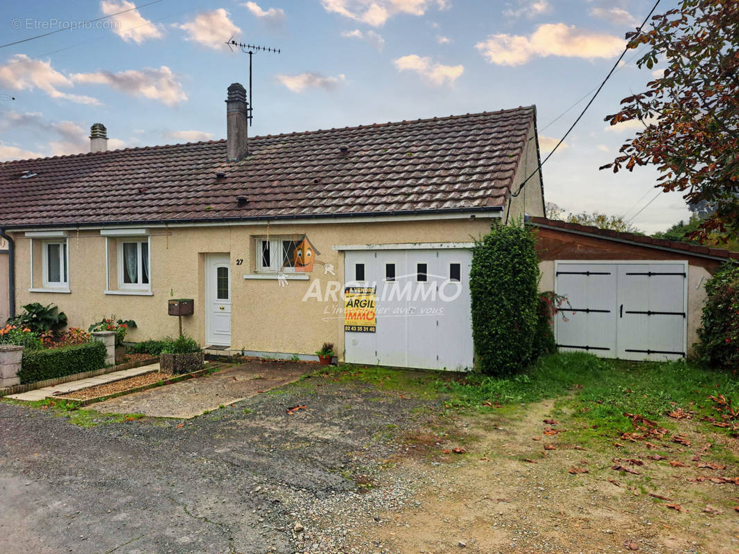 Maison à SAINT-CALAIS