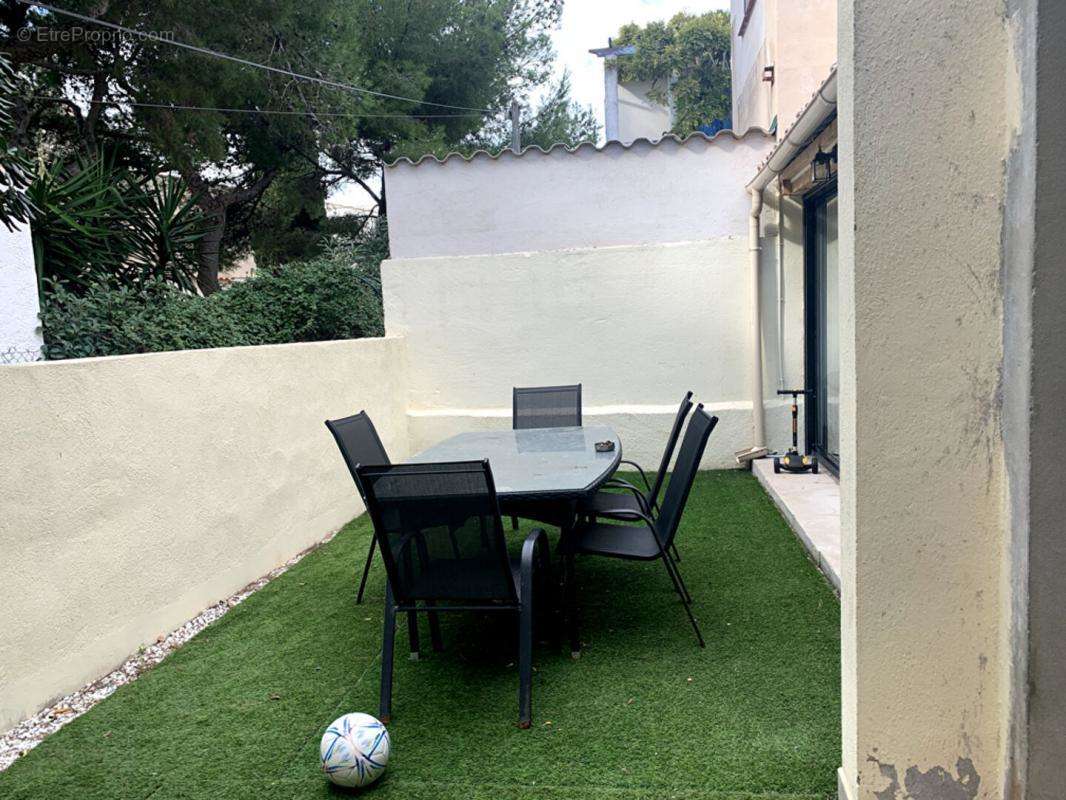 Appartement à SAUSSET-LES-PINS