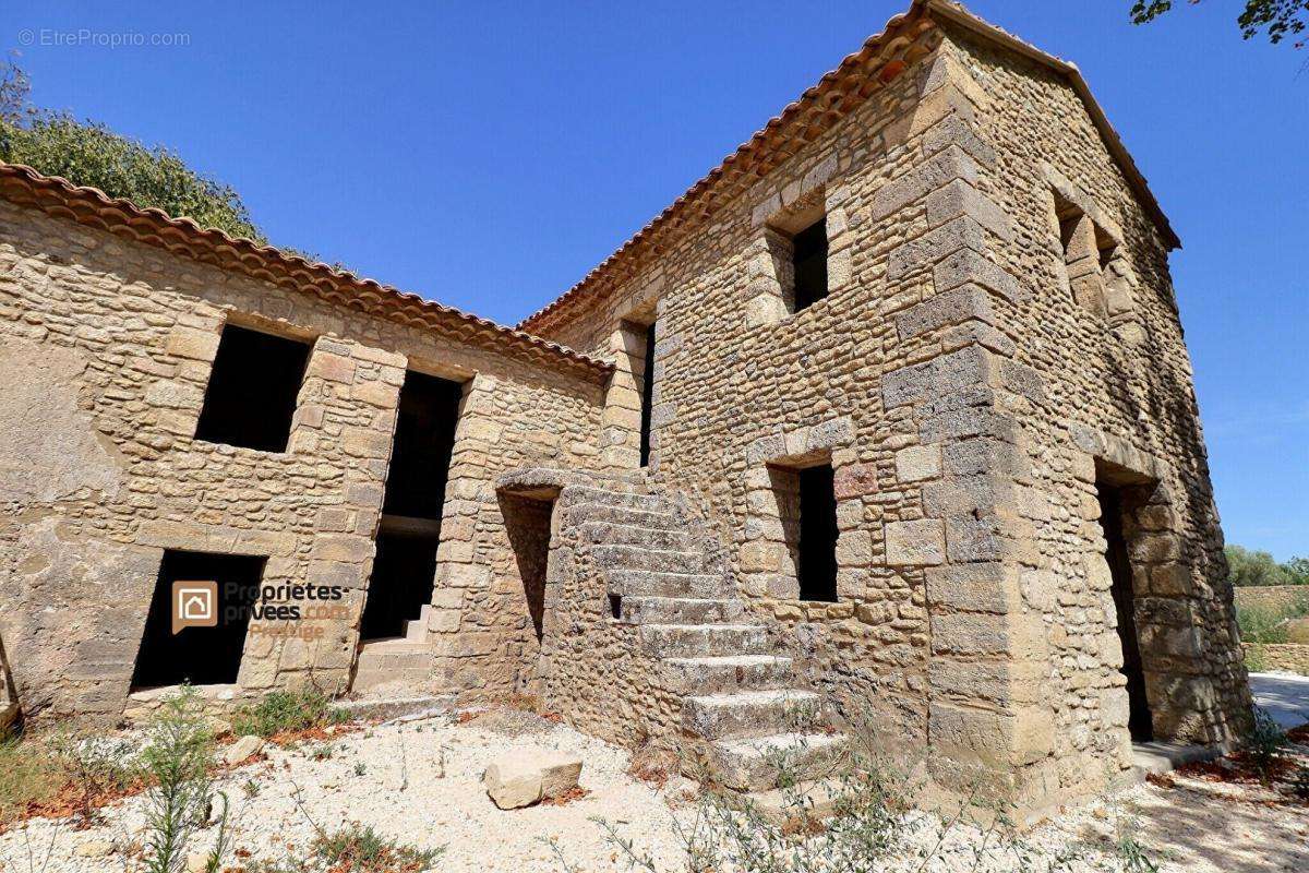 Maison à UZES