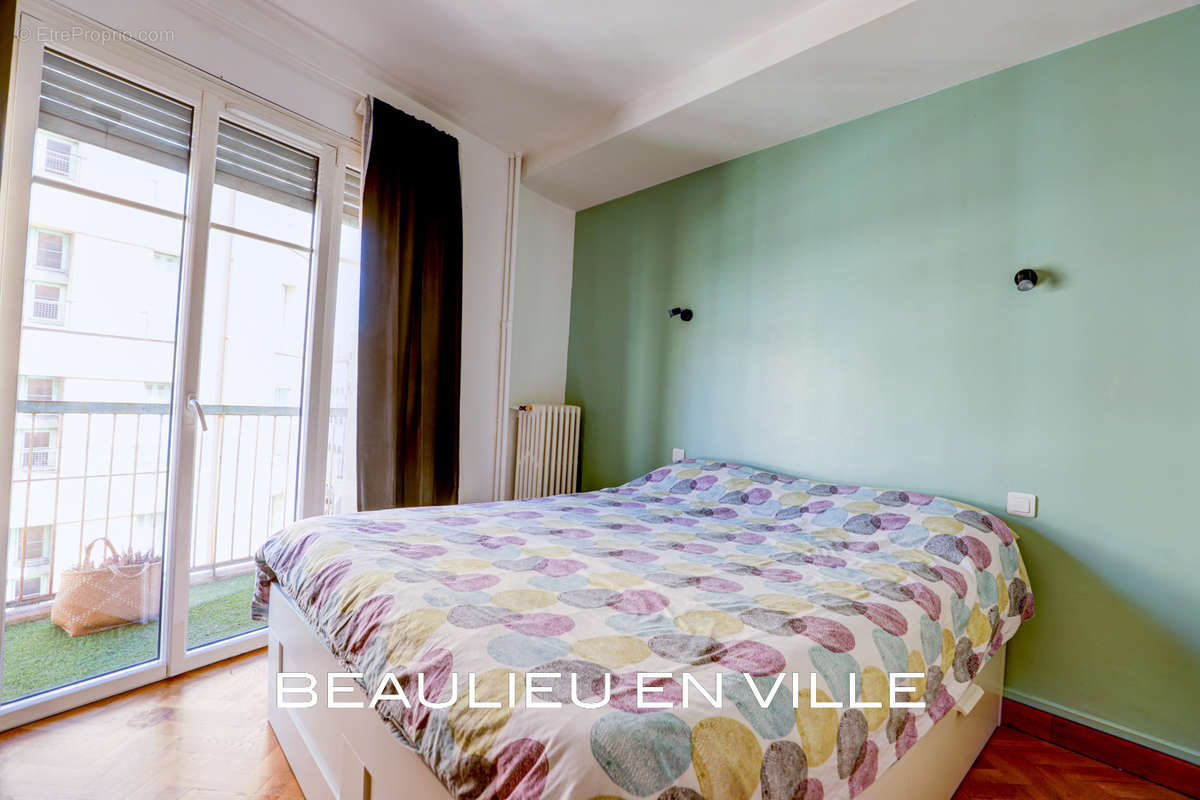 Appartement à MARSEILLE-5E