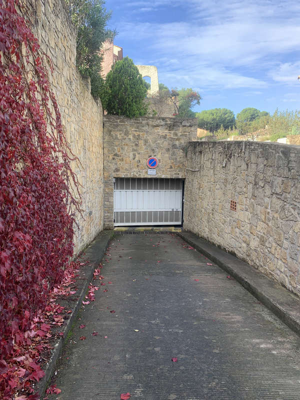 Appartement à SAINT-CYR-SUR-MER