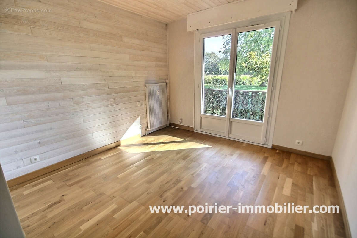 Appartement à DOUVAINE