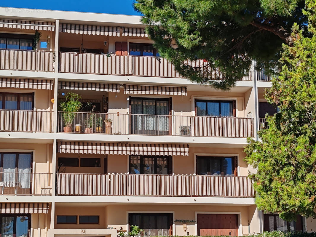 Appartement à LA VALETTE-DU-VAR