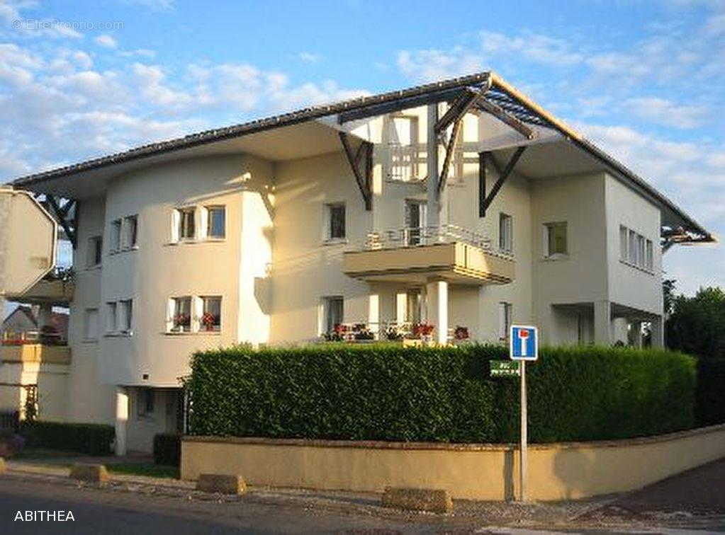 Appartement à LESIGNY