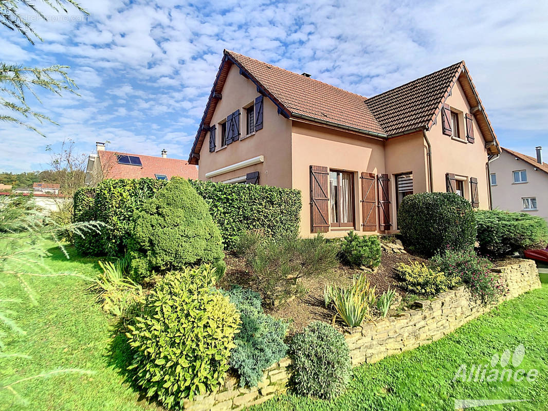 Maison à TAILLECOURT