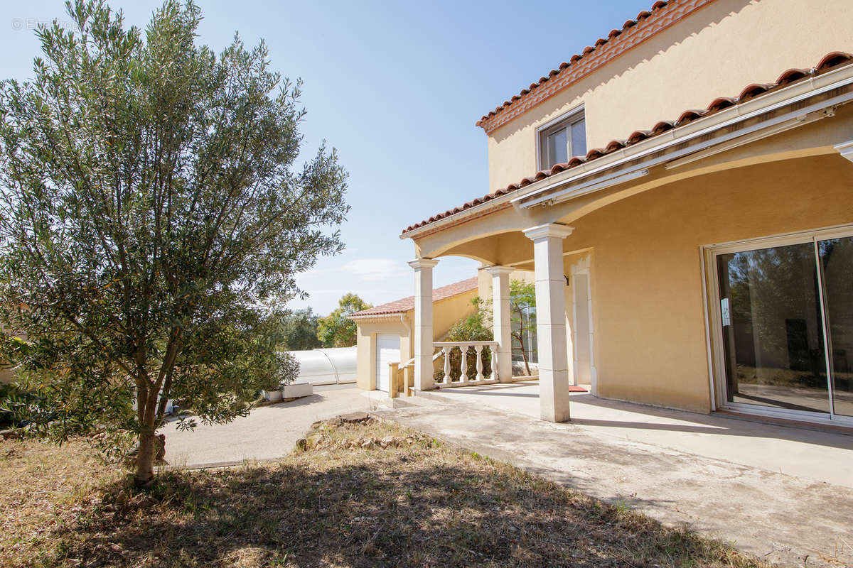 Maison à BOLLENE