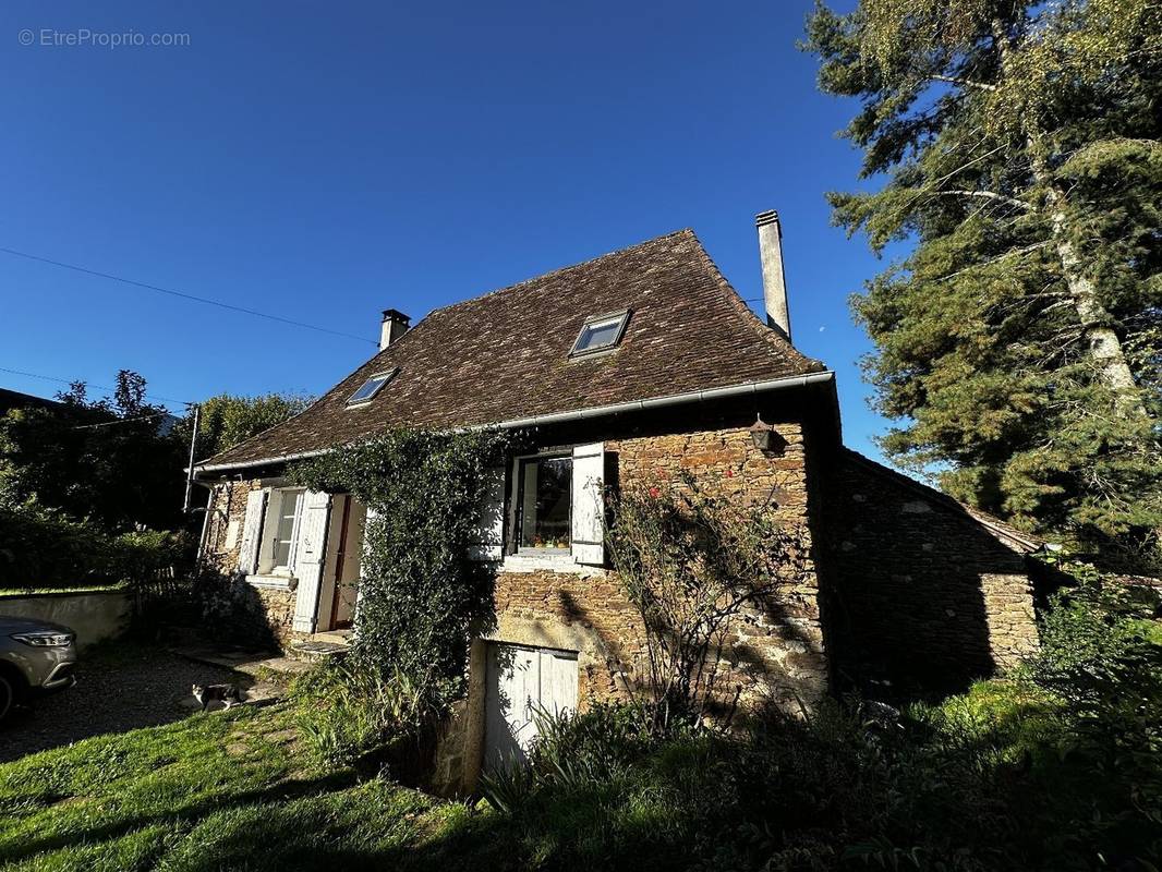 Maison à ANGOISSE