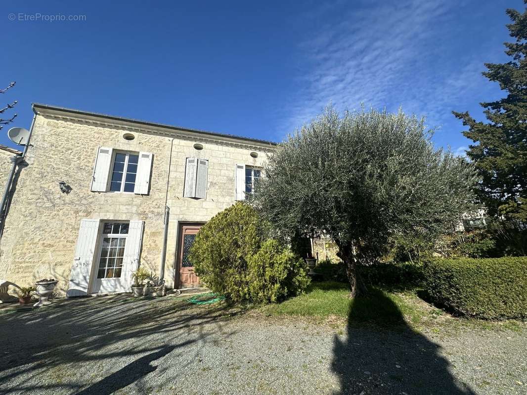 VUE DE FACE - Maison à SAINT-ANDRE-DE-CUBZAC