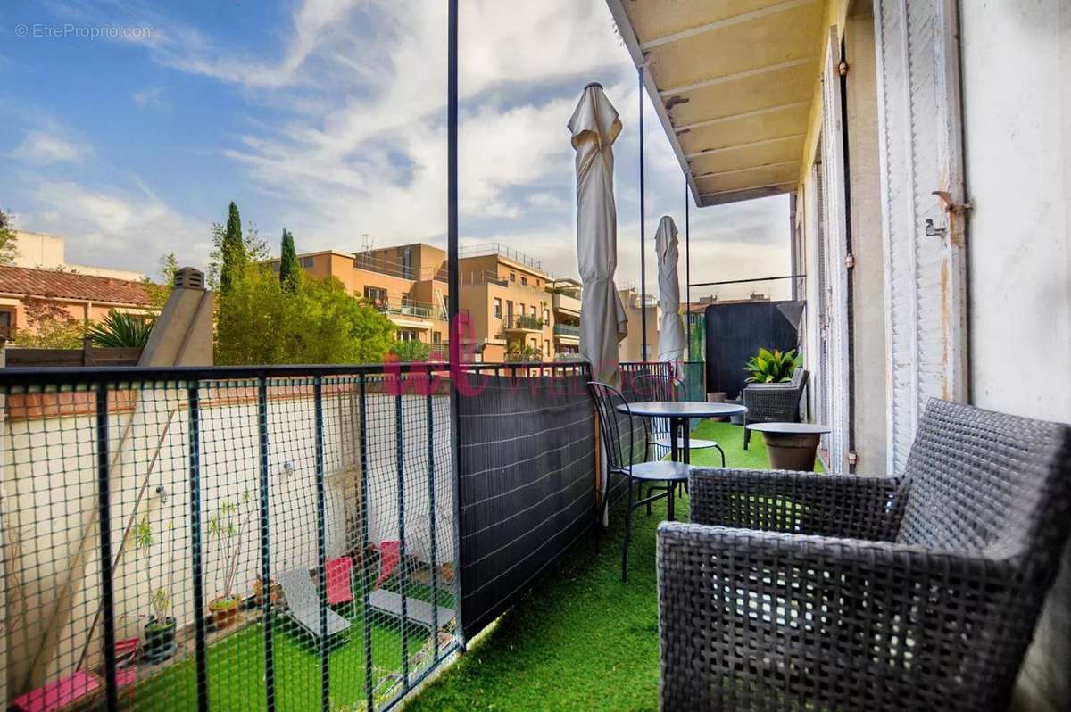 Appartement à MARSEILLE-1E