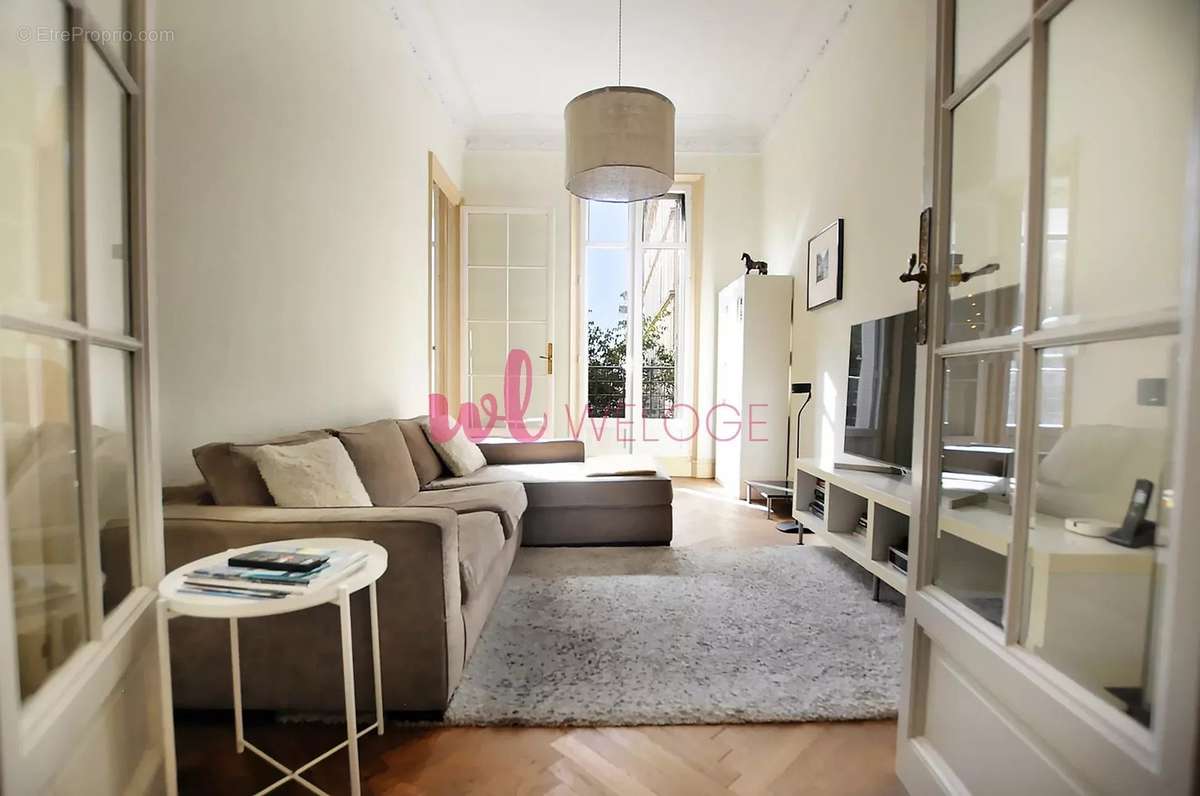 Appartement à MARSEILLE-1E