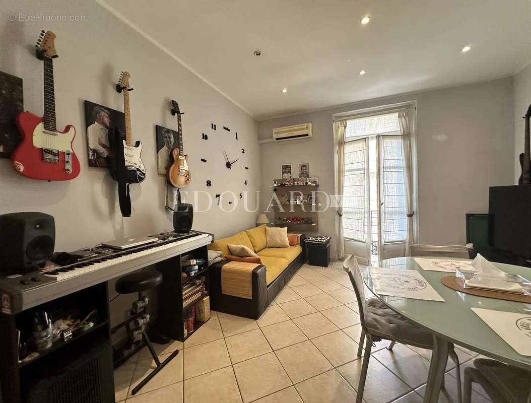 Appartement à MENTON