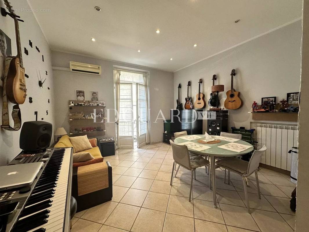 Appartement à MENTON