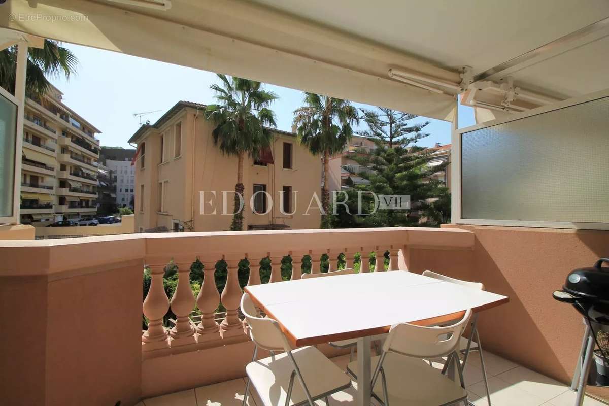 Appartement à MENTON