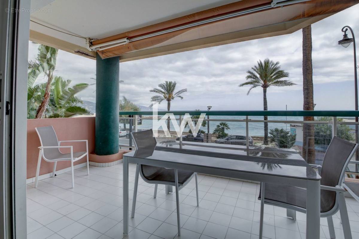 Appartement à ROQUEBRUNE-CAP-MARTIN