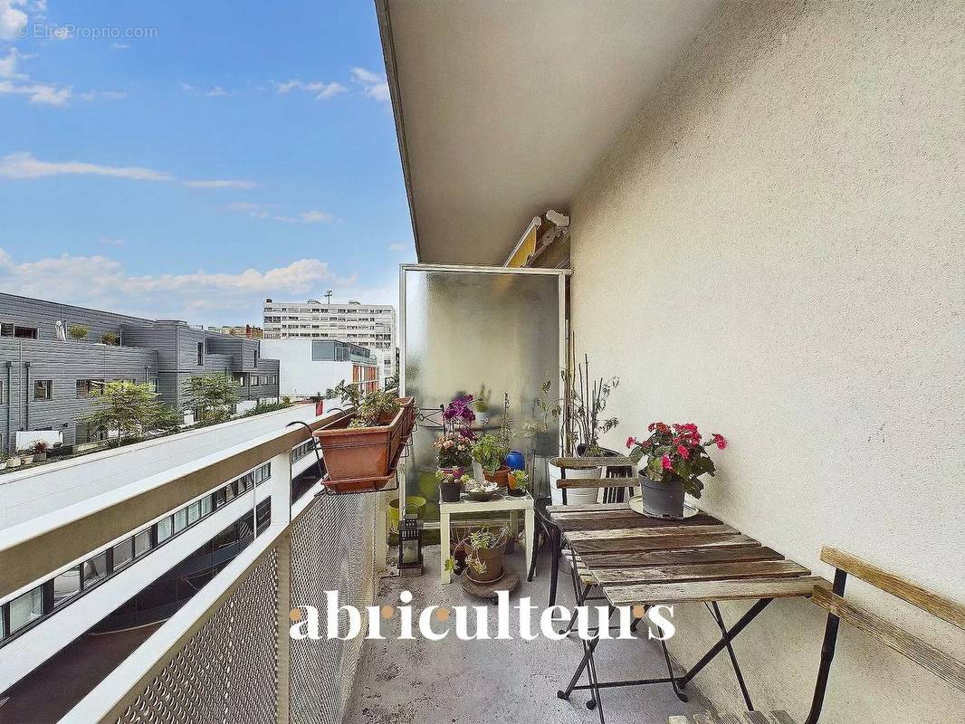 Appartement à IVRY-SUR-SEINE