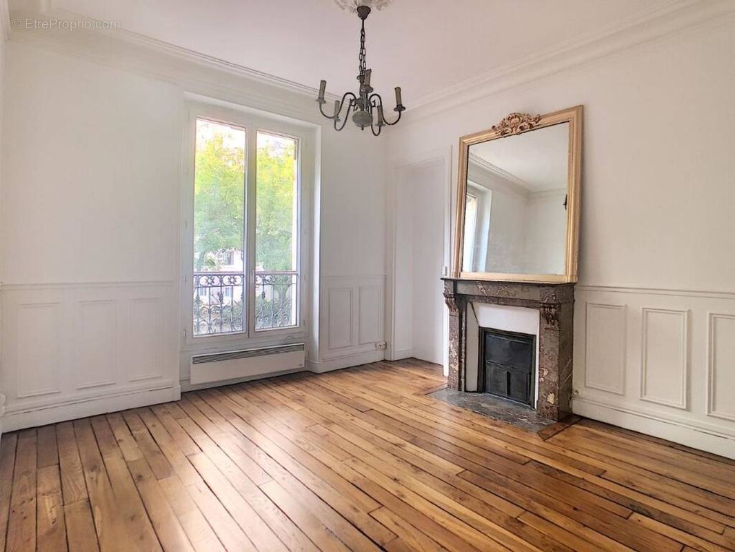 Appartement à PARIS-4E