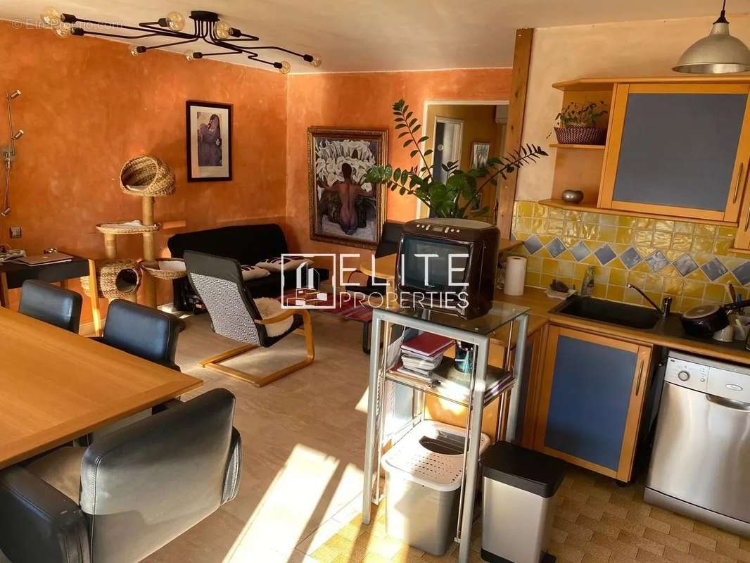 Appartement à LE CANNET