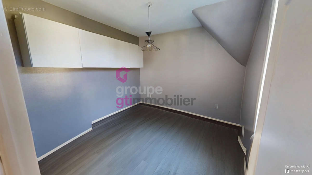 Appartement à AUREC-SUR-LOIRE