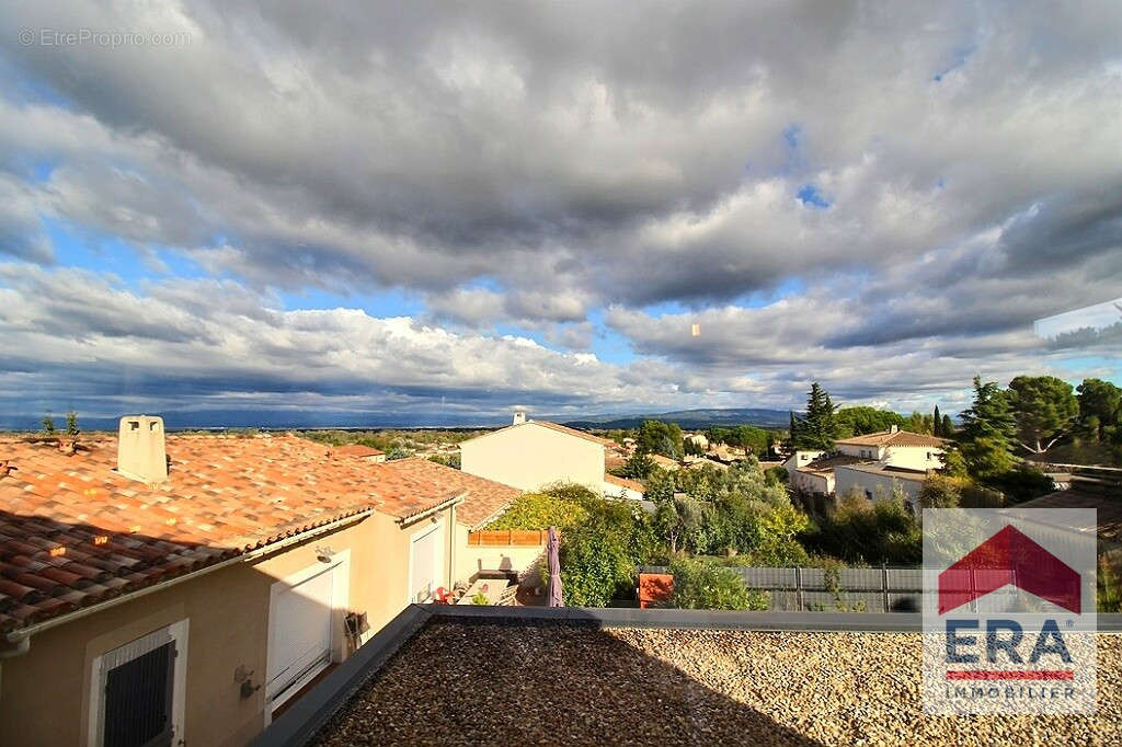 Maison à SAINT-SATURNIN-LES-AVIGNON