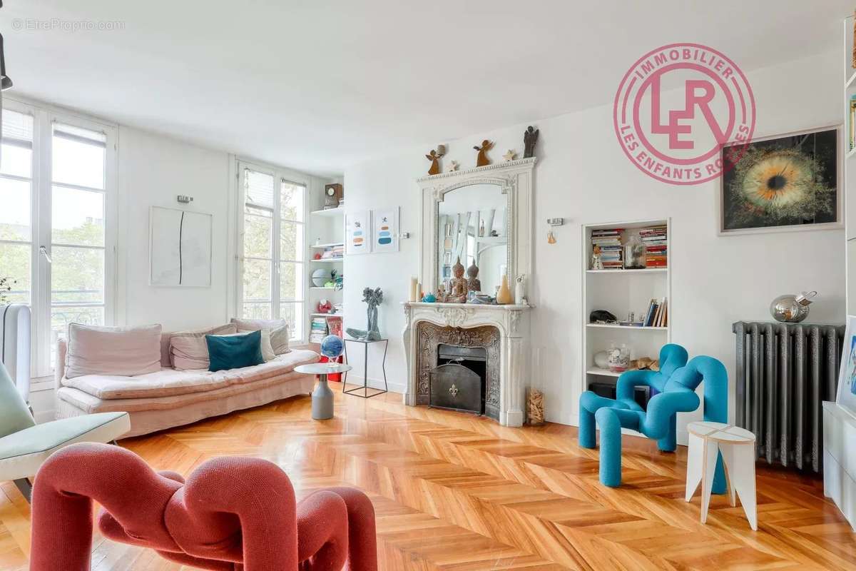 Appartement à PARIS-4E