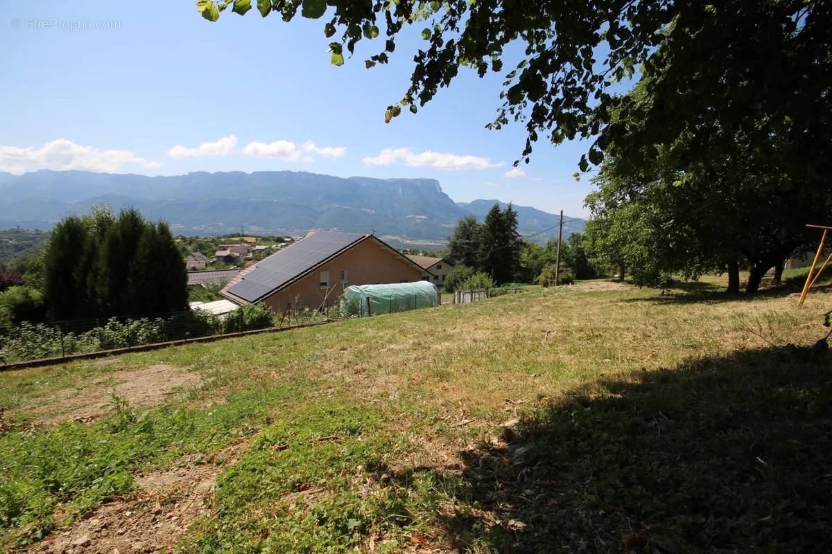 Terrain à LA CHAPELLE-BLANCHE