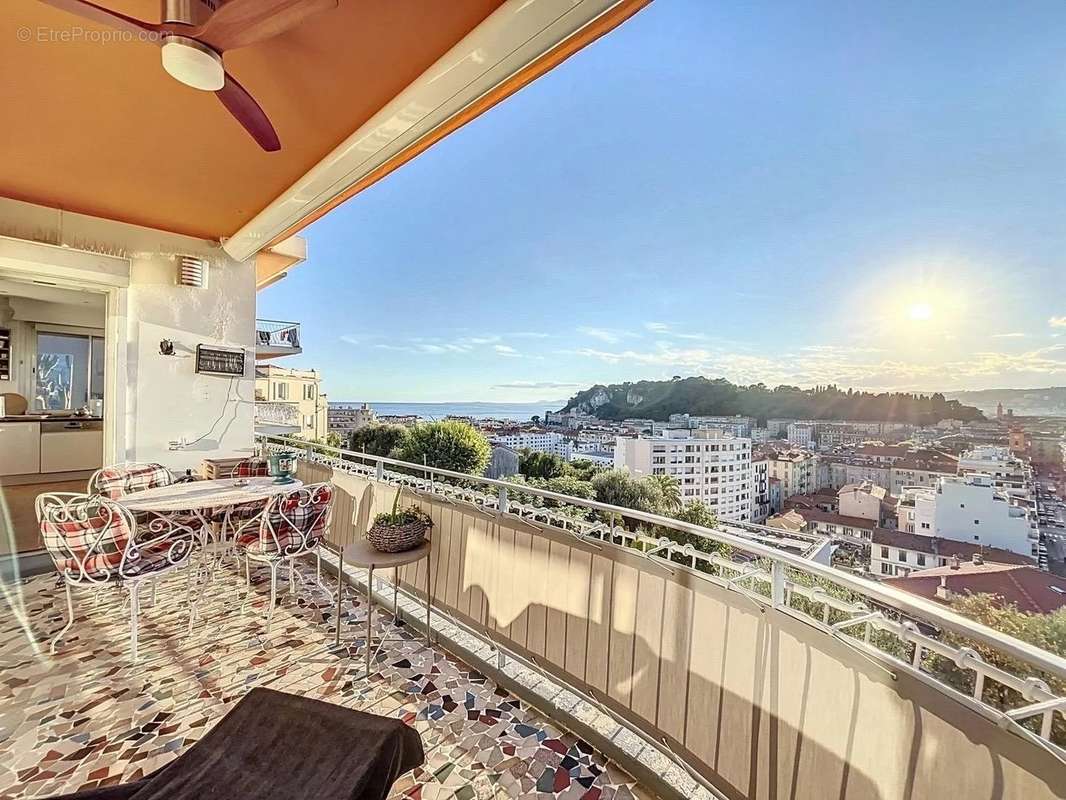 Appartement à NICE