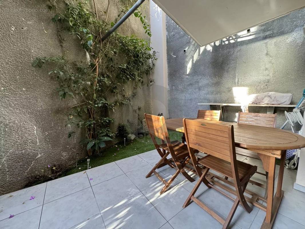 Appartement à ROQUEBRUNE-CAP-MARTIN