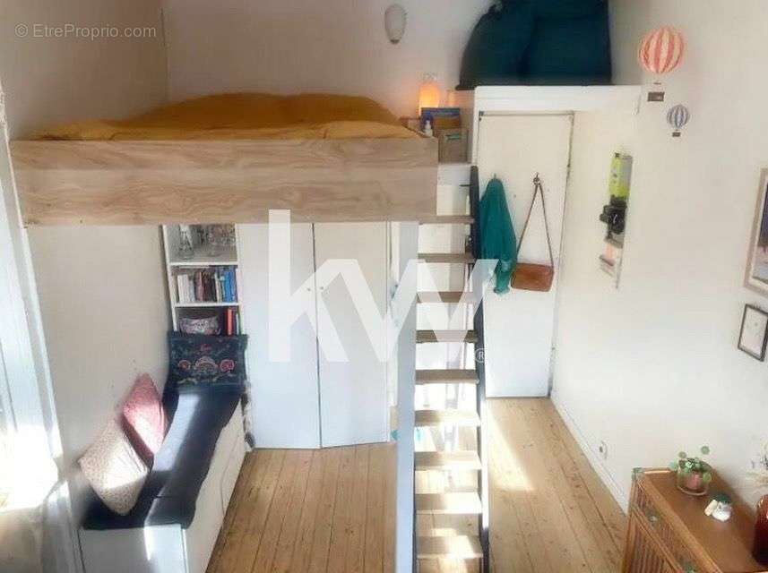 Appartement à PARIS-20E